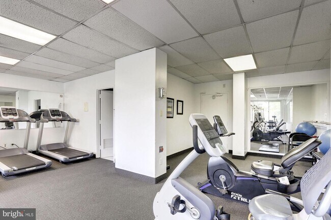 Building Photo - 11801 Rockville Pike