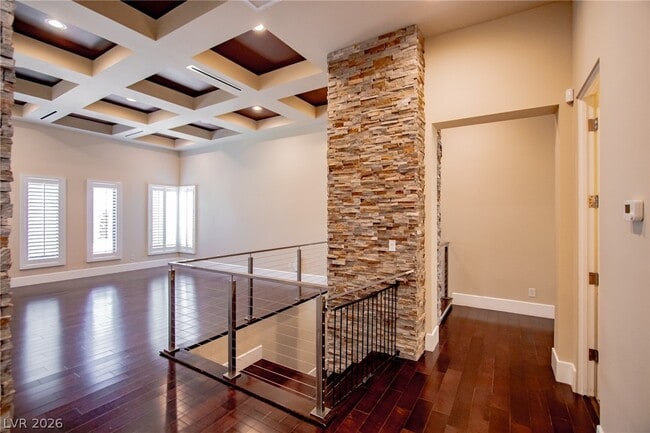 Building Photo - 69 Hawk Ridge Dr