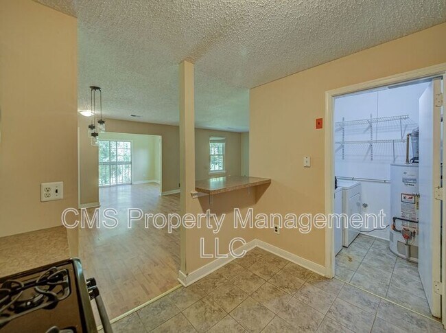 Building Photo - 19-7 Augusta Ct