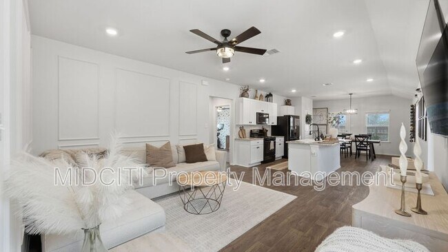 Building Photo - 2913 Brogan Creek