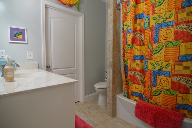 Building Photo - 108 Pelican Dr