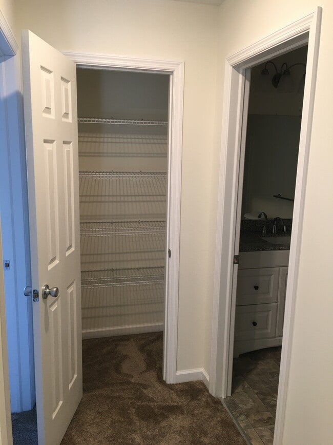 Building Photo - 11 Firehouse Rd