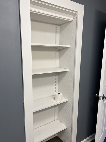 Built in linen closet - 206 Tompkins St