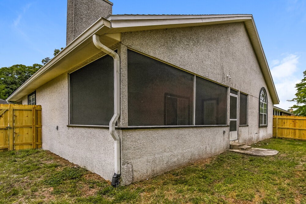 Building Photo - 6065 Winding Bridge Dr