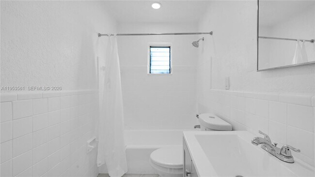 Building Photo - 4285 SW 48th Ct