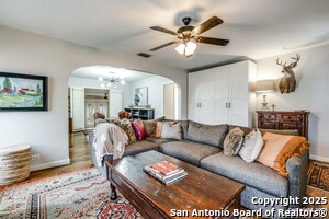 Building Photo - 185 Bryn Mawr Dr