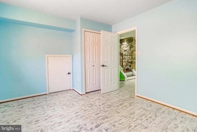 Building Photo - 4546 Little River Run Dr
