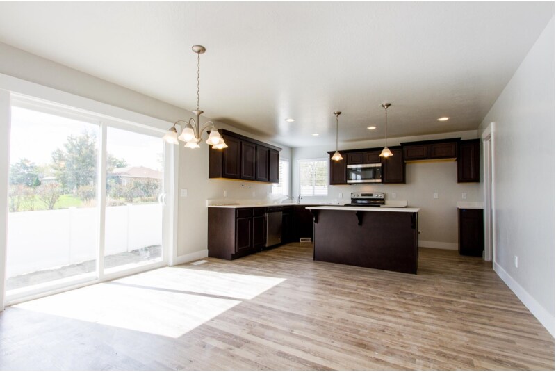 Building Photo - 3904 W 1750 N