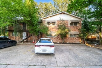 Building Photo - 11114 Beverly Hills Dr