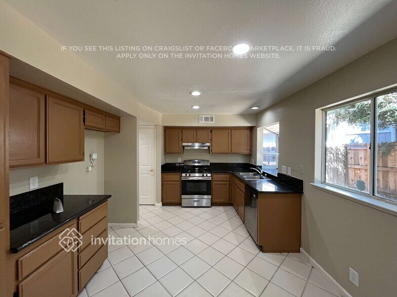 Building Photo - 8304 Fountainhead Ct