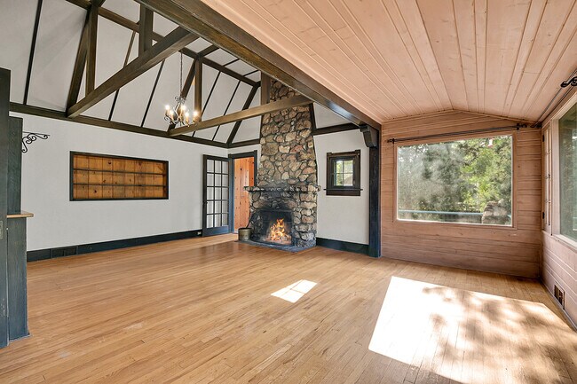 Building Photo - 26257 Columbine Trail
