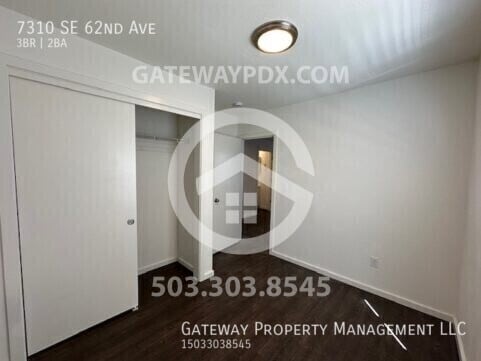 Building Photo - 7310 SE 62nd Ave