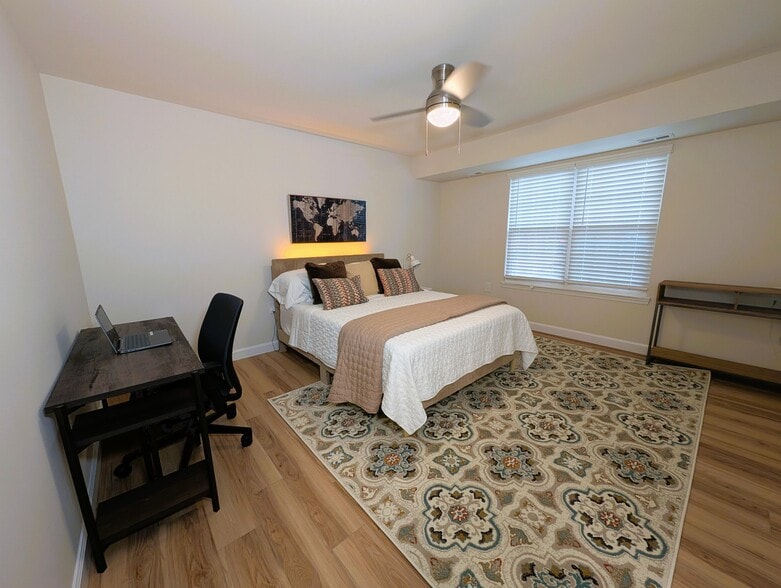 Building Photo - 9902 Grapewood Ct