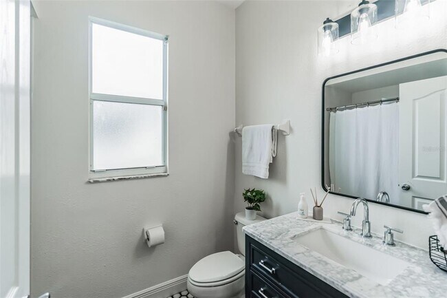 Building Photo - 2888 Phoenix Palm Terrace