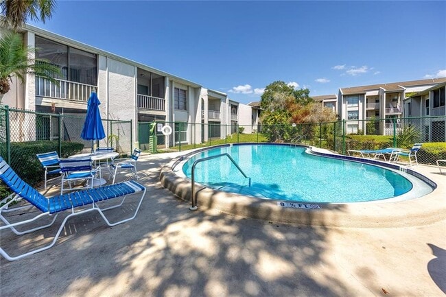 Building Photo - 2625 FL-590