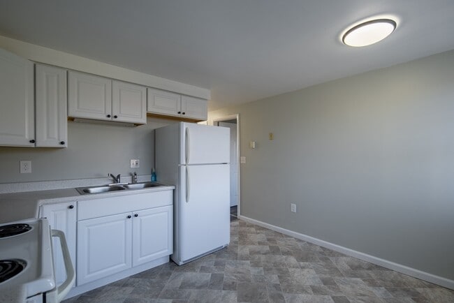 Building Photo - 50-62 East Street - 1C