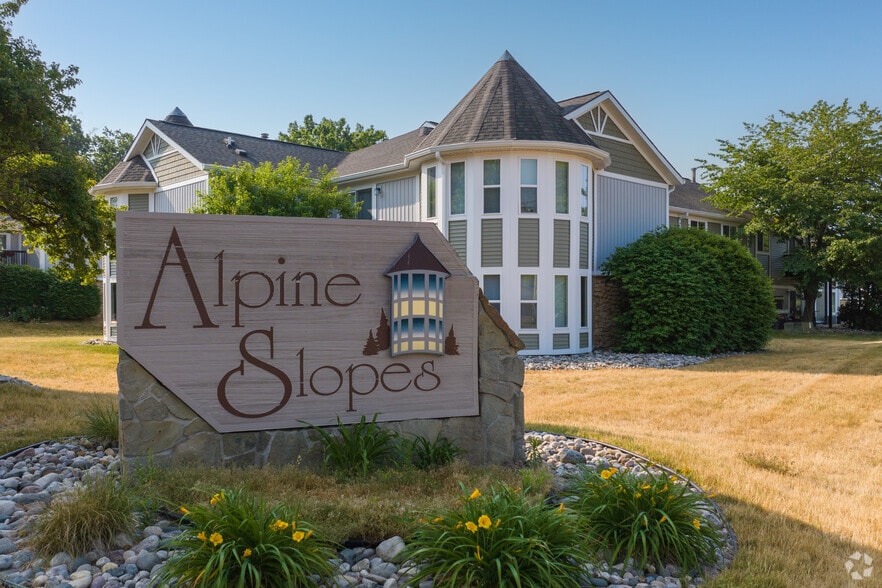 Building Photo - Alpine Slopes Apartments
