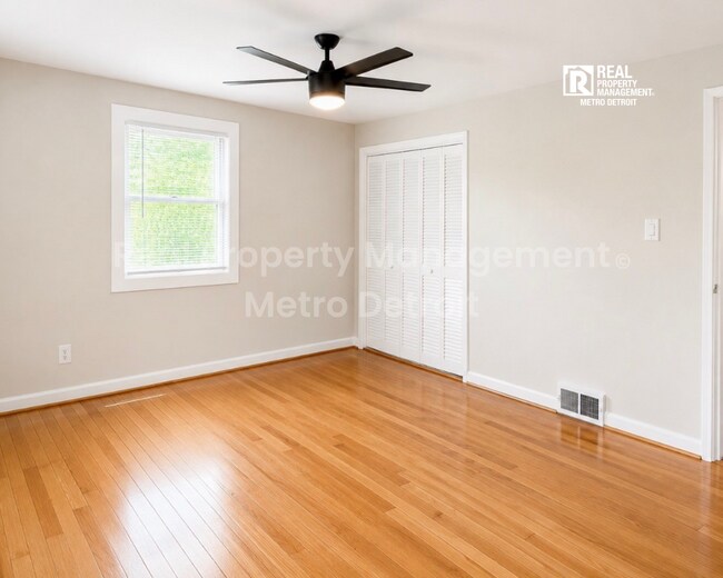 Building Photo - BEAUTIFUL BIRMINGHAM CONDO