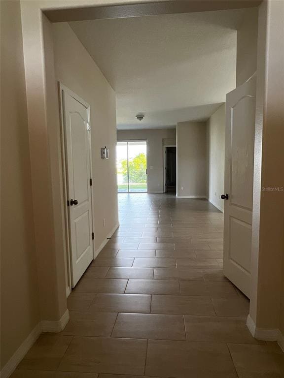 Building Photo - 2616 Carrickton Cir