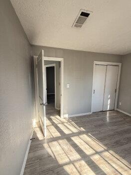 Building Photo - 1905 Hasley Dr