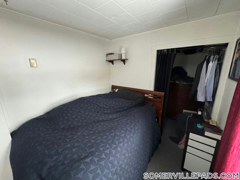 Building Photo - 11 Burnham St