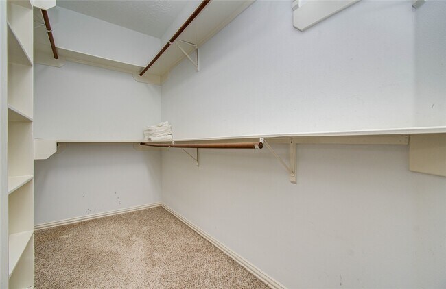 Building Photo - 4907 Mountain Fork