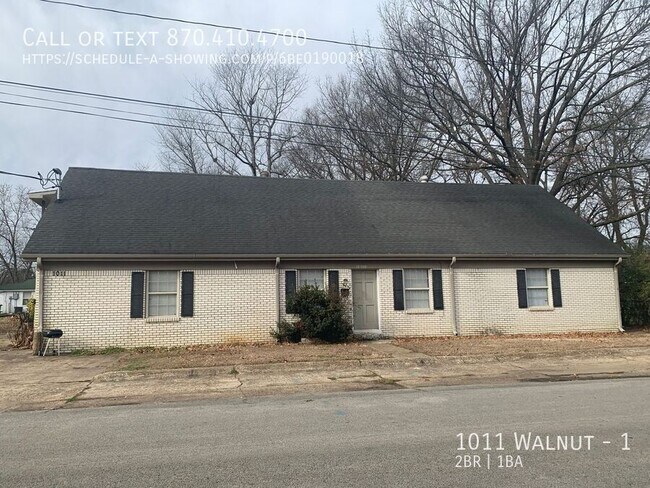 Building Photo - 1011 Walnut-1