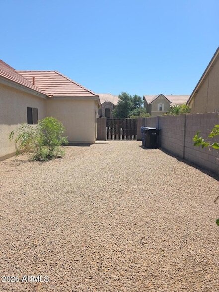 Building Photo - 1064 S Jesse Pl
