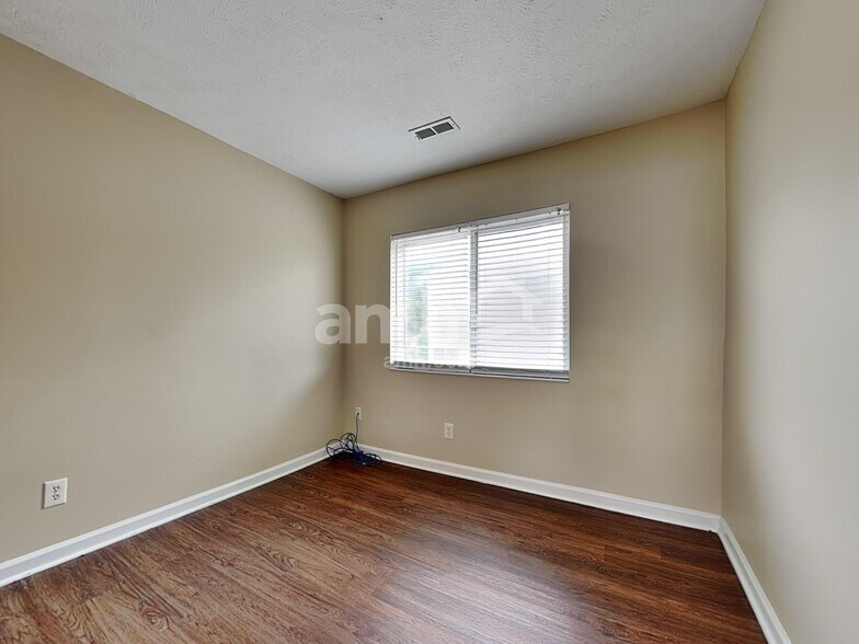 Building Photo - 4239 King Bird Ln