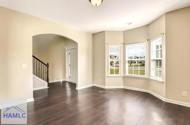 Building Photo - 763 English Oak Dr