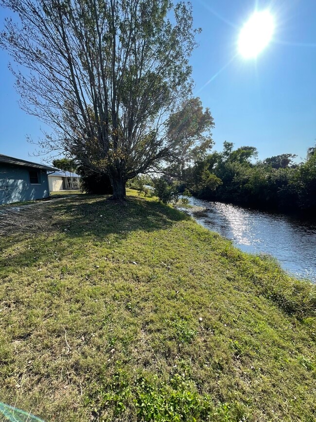 Building Photo - 4351 Orange Grove Blvd