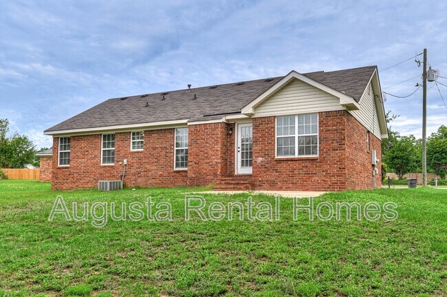 Building Photo - 4416 Hatteras Dr