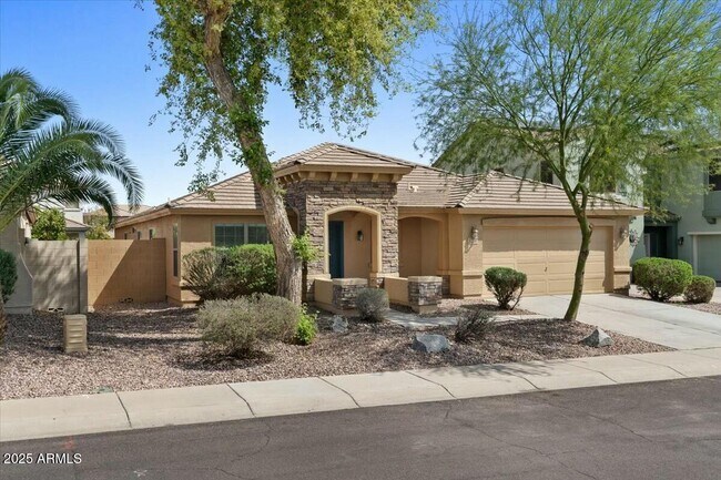 Primary Photo - 17750 W Watson Ln