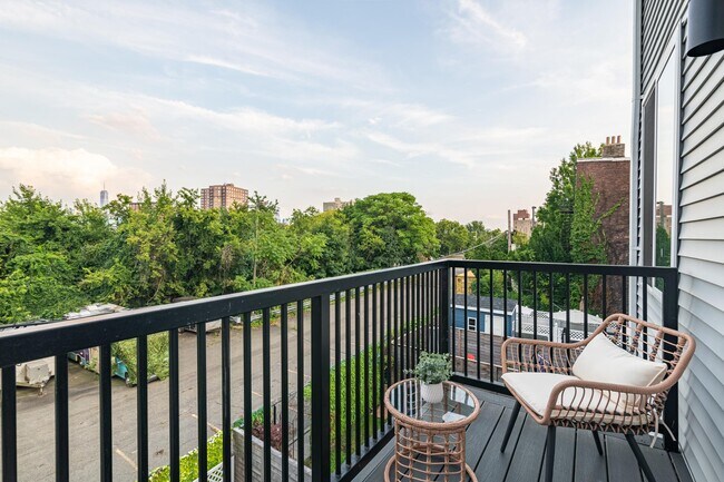 Building Photo - 260 Palisade Ave