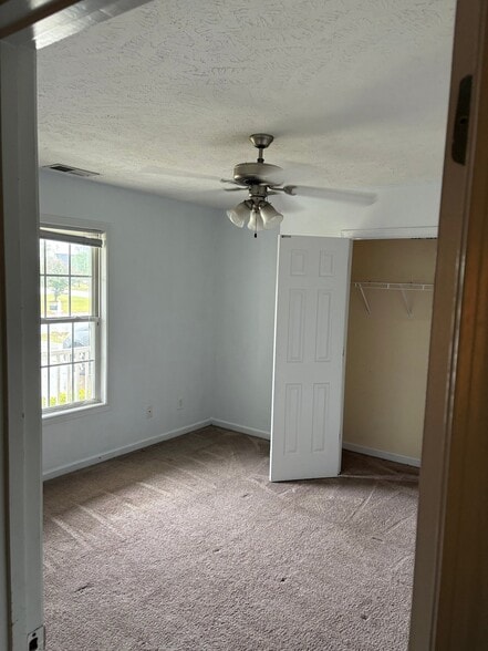 Building Photo - 118 Eastfield Dr