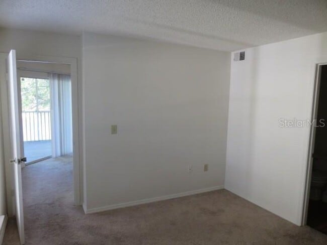 Building Photo - 4115 Chatham Oak Ct