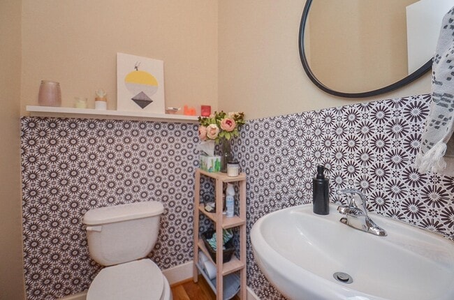 Building Photo - 1116 Columbus St