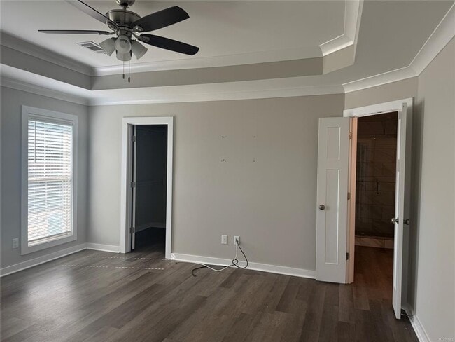 Building Photo - 107 Fox Run Dr