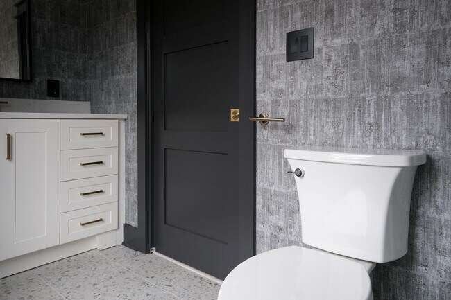 Building Photo - Custom Design Home in Greenville w/ Lawn C...