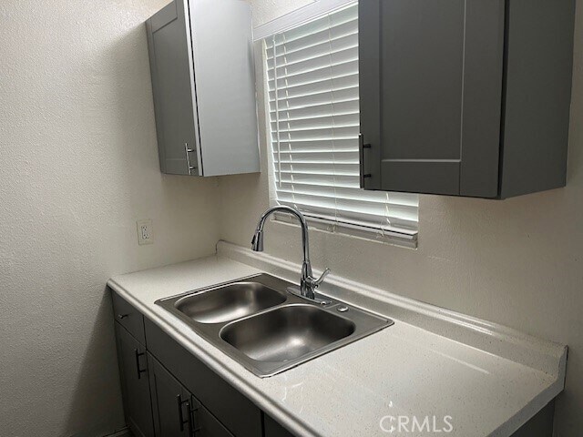 Building Photo - 36947 Melrose Dr