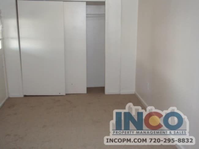 Building Photo - 4769 W Ellsworth Ave