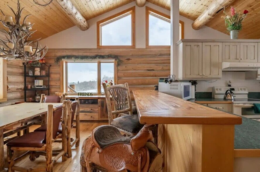 Building Photo - 10455 Rammell Mountain Rd