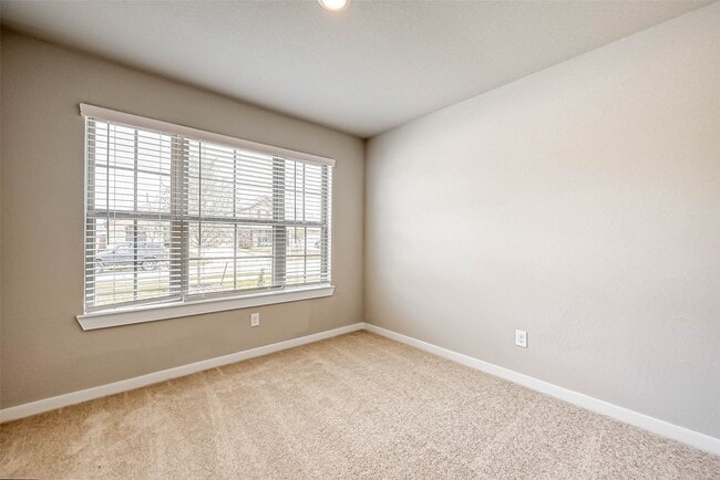 Building Photo - 2611 Westward Hl Dr