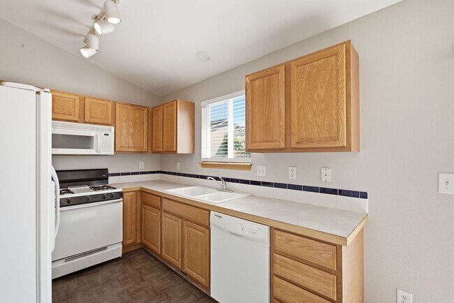 Building Photo - 7026 Mt Nimbus St