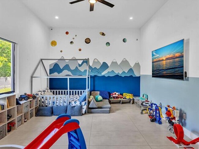 Building Photo - 6122 SW 173rd Way