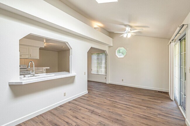 Building Photo - Spacious 4-Bedroom Home in Prime Milpitas