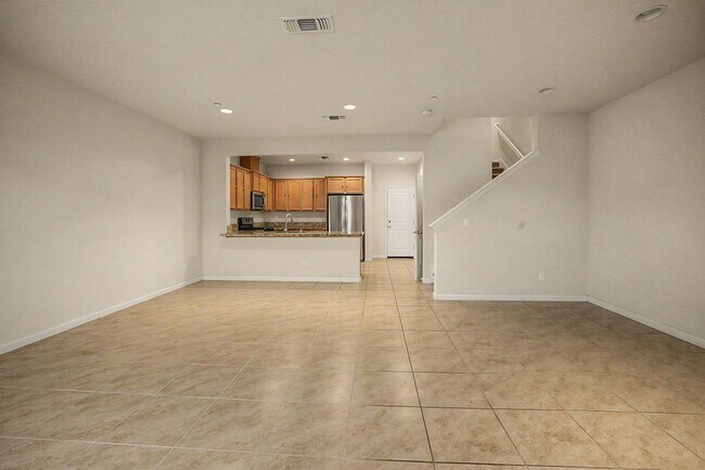 Building Photo - 15137 Breckinridge Ave