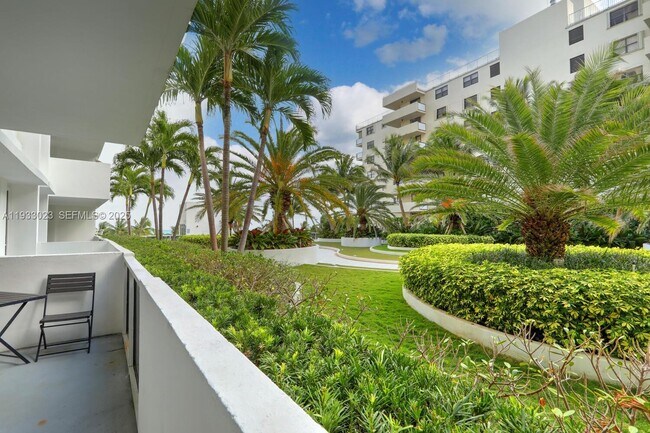 Building Photo - 100 Lincoln Rd