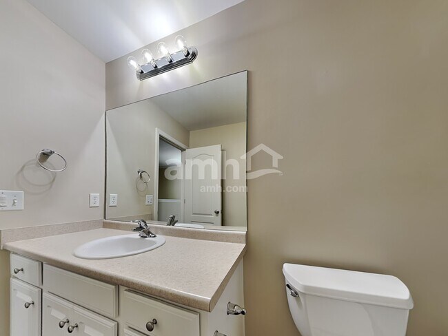 Building Photo - 26 Concordia Ct