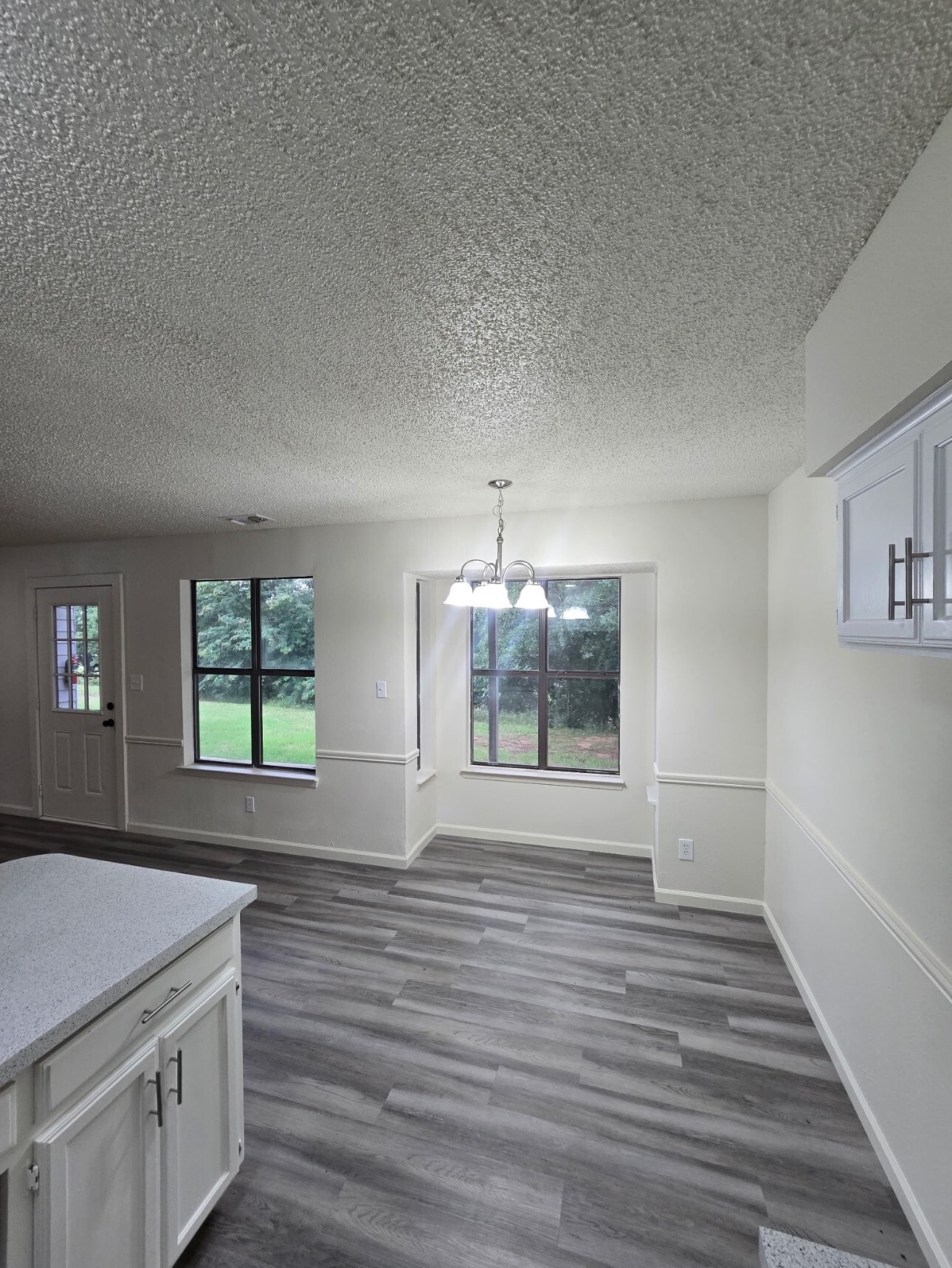 Building Photo - Westwind Manor